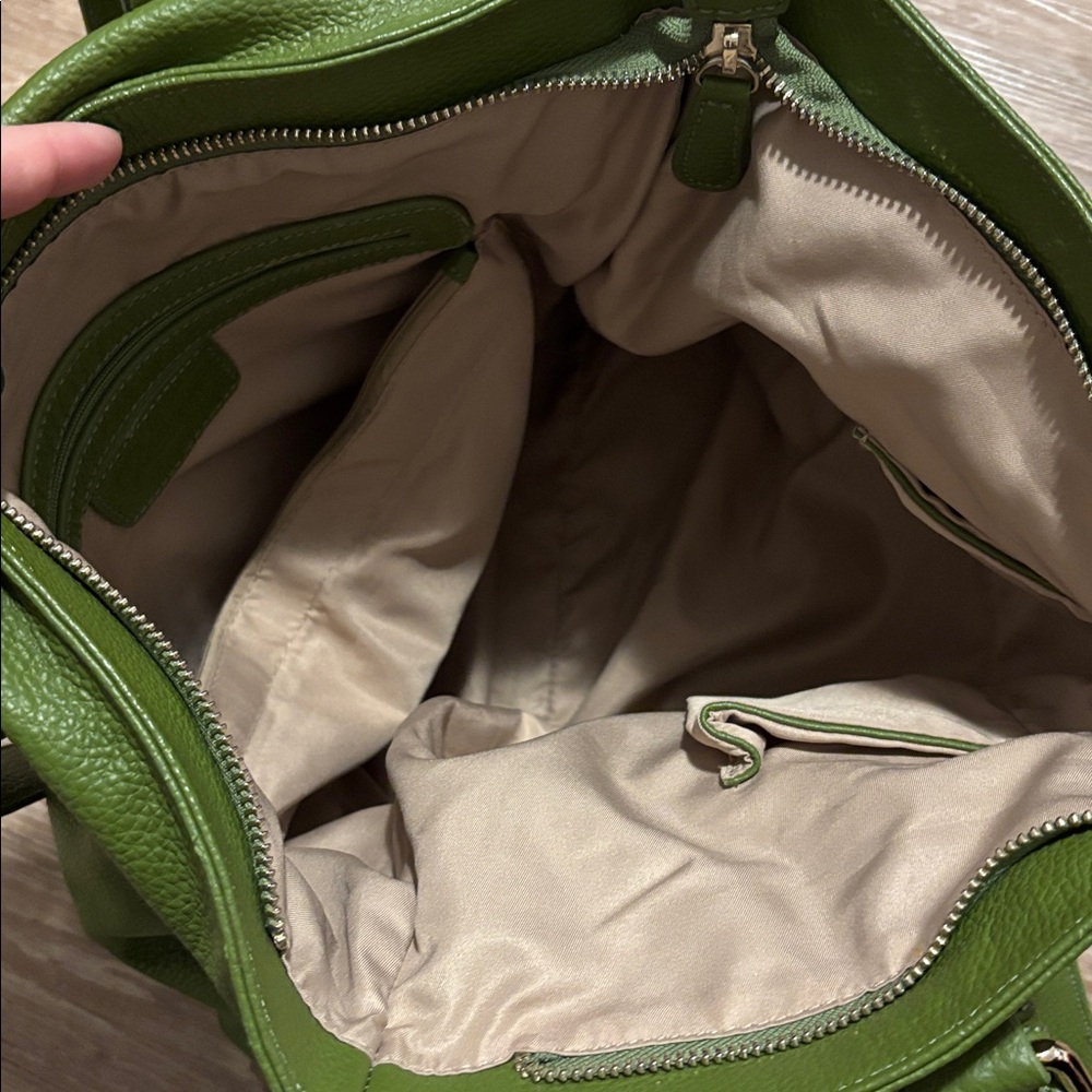 Raisa by Heys Green Leather Tote Bag - Picture 6 of 11